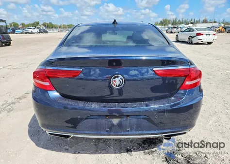 2017 Buick Lacrosse Essence z USA, uszkodzony, nr VIN 1G4ZP5SS7HU142070